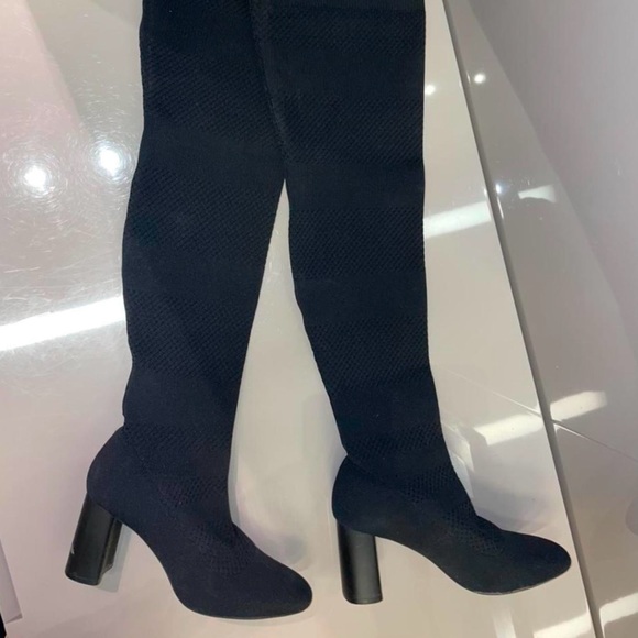 Zara knee high knit boots. - Picture 2 of 3